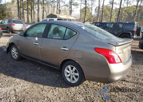 2013 Nissan Versa 1.6 Sl from USA, damaged, VIN 3N1CN7AP3DL890444